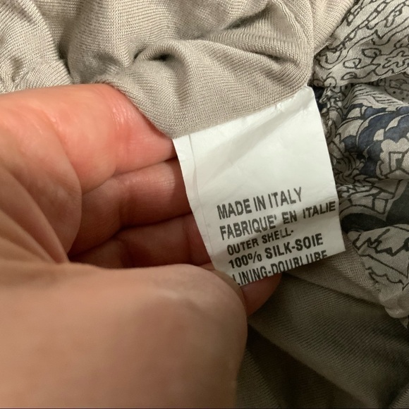 Giusy silk top blouse. Made in‎ Italy. - Picture 9 of 10